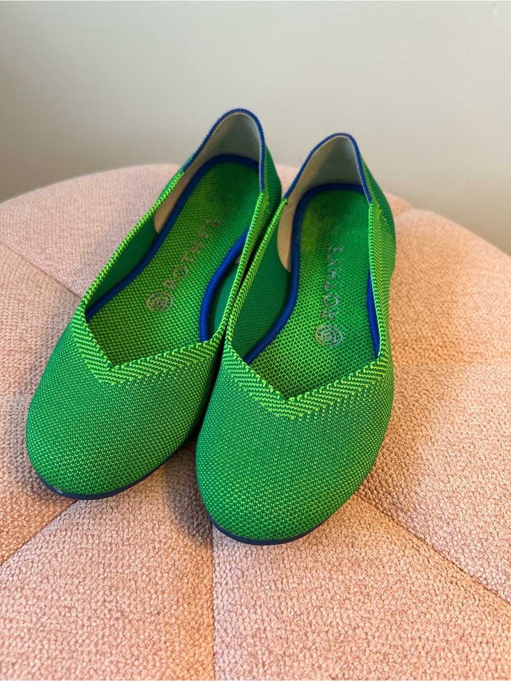 Rothy's Bright Green Knit Ballet Flats with Blue Trim EUC Size 7.5